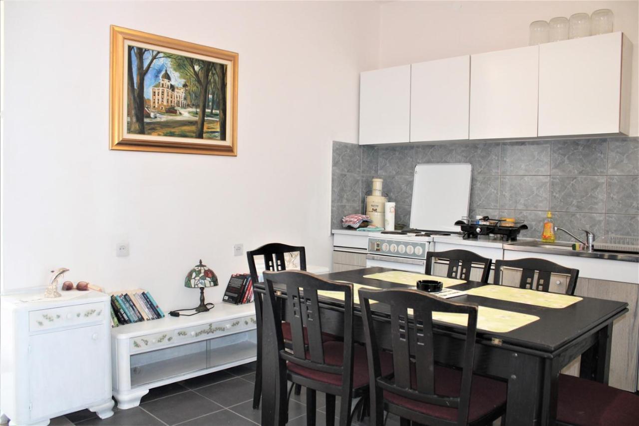 Apartment Dora Neum Exterior photo